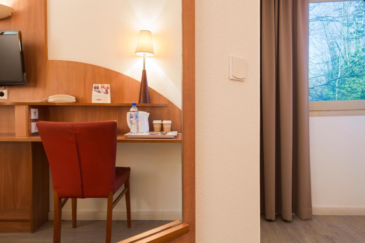 Comfort Hotel Grenoble Meylan Exterior foto